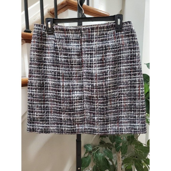Loft Women's Black & White 100% Polyester Front Pockets Straight Skirt Size 8P - Picture 5 of 9